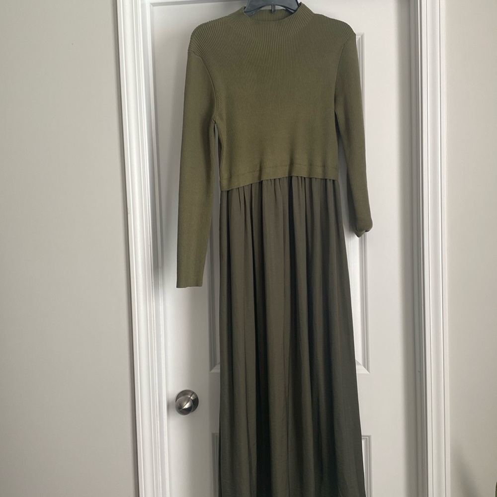 Womes Mock Turtleneck Long Sleeve Ribbed Knit Pullover Maxi Dress; Large